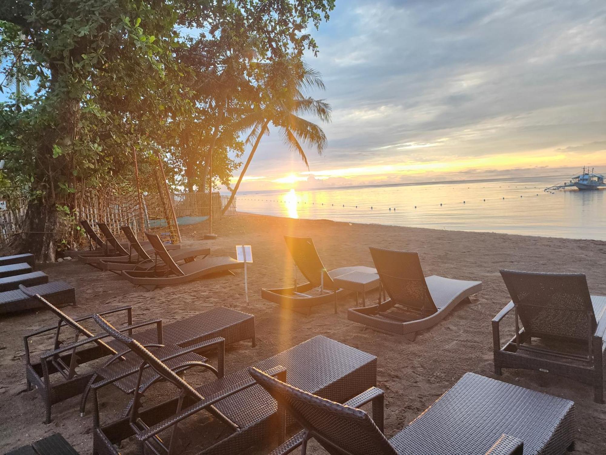 Aivymaes Divers Resort Dauin Εξωτερικό φωτογραφία